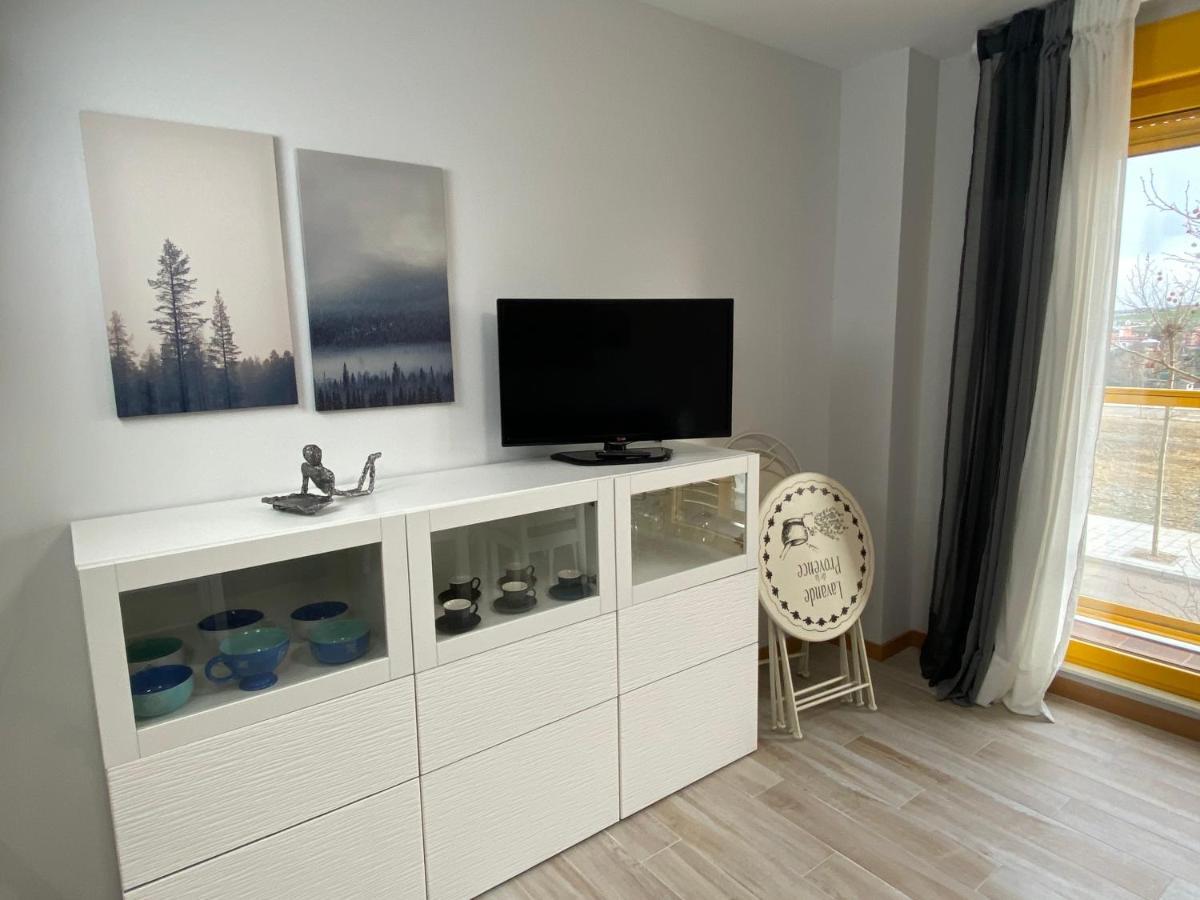 Apartamento Nuevo, Accesible Y Con Piscina !!! Lägenhet Salamanca Exteriör bild